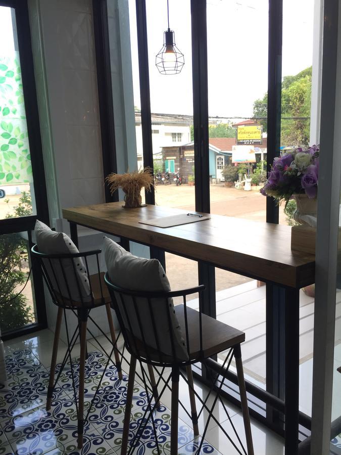 Crystal Nongkhai Hotel Nong Khai Zewnętrze zdjęcie
