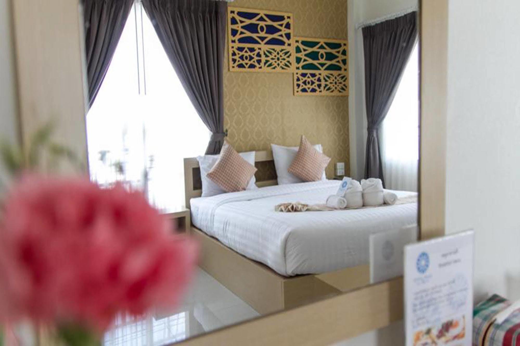 Crystal Nongkhai Hotel Nong Khai Zewnętrze zdjęcie