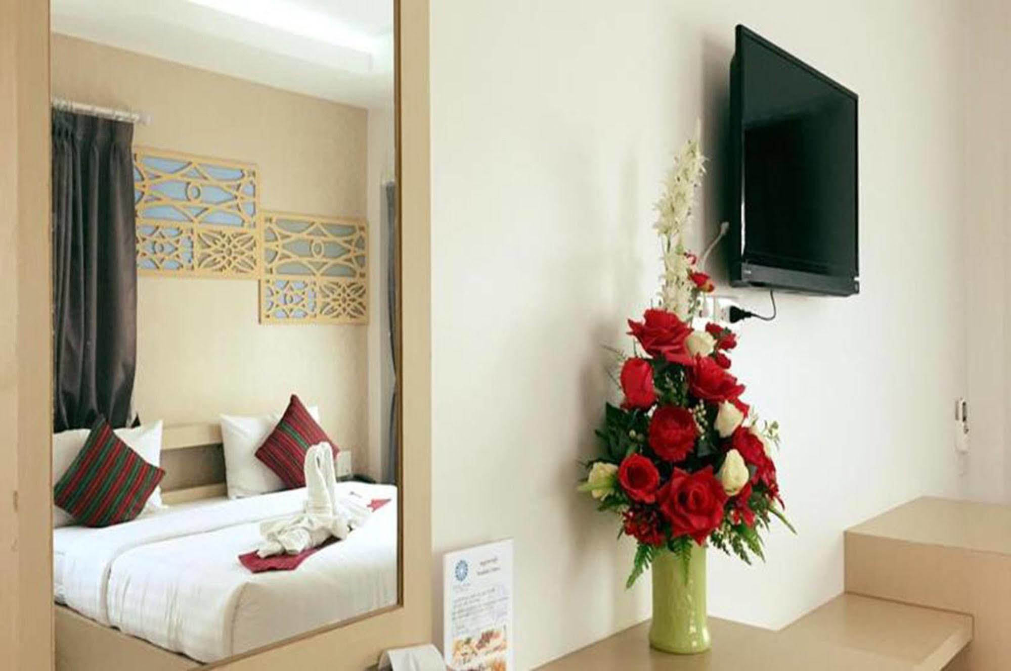 Crystal Nongkhai Hotel Nong Khai Zewnętrze zdjęcie